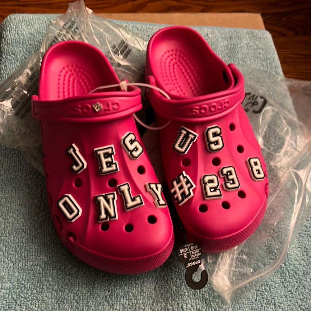 Crocs